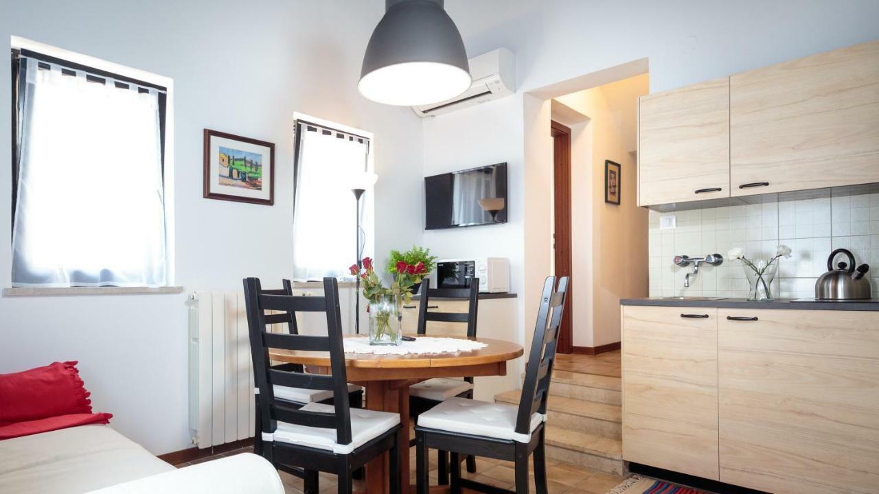 Apartments C52 ロヴィニ エクステリア 写真