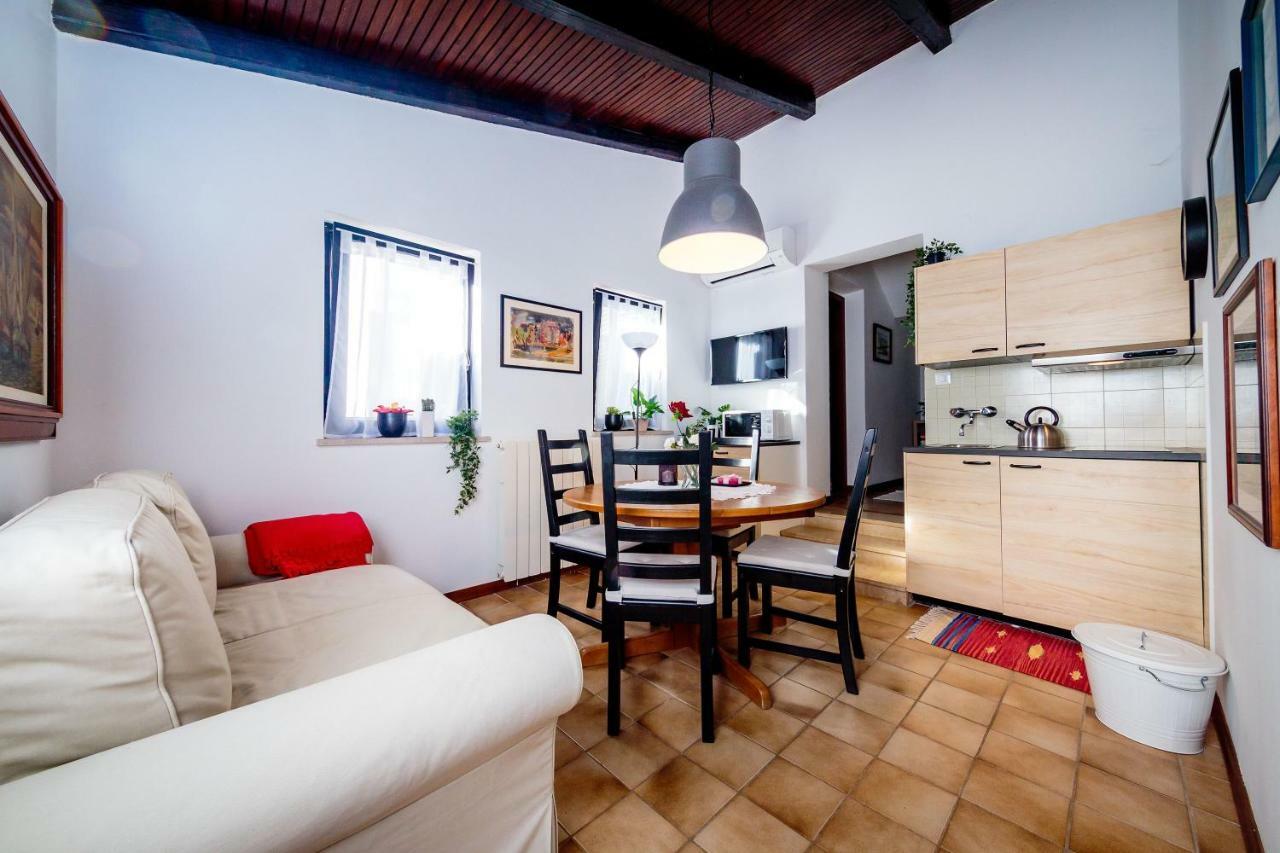 Apartments C52 ロヴィニ エクステリア 写真