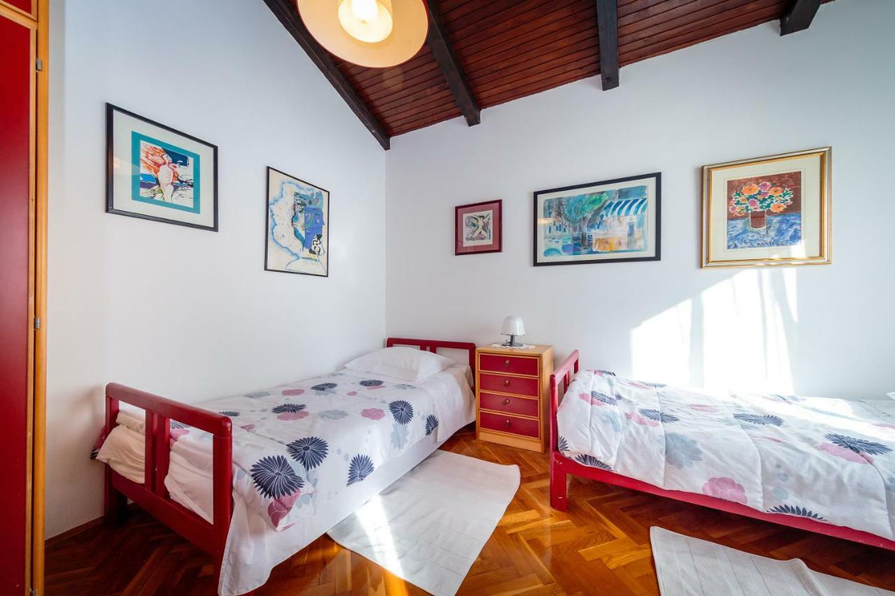 Apartments C52 ロヴィニ エクステリア 写真